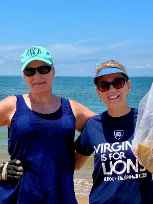 Penn State Pride helping to Clean the Bay!